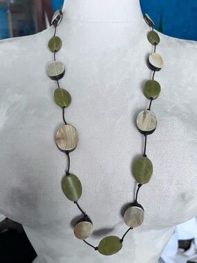 Ali-Khan New York Olive Green & Wood Beaded Statement Necklace NWT
